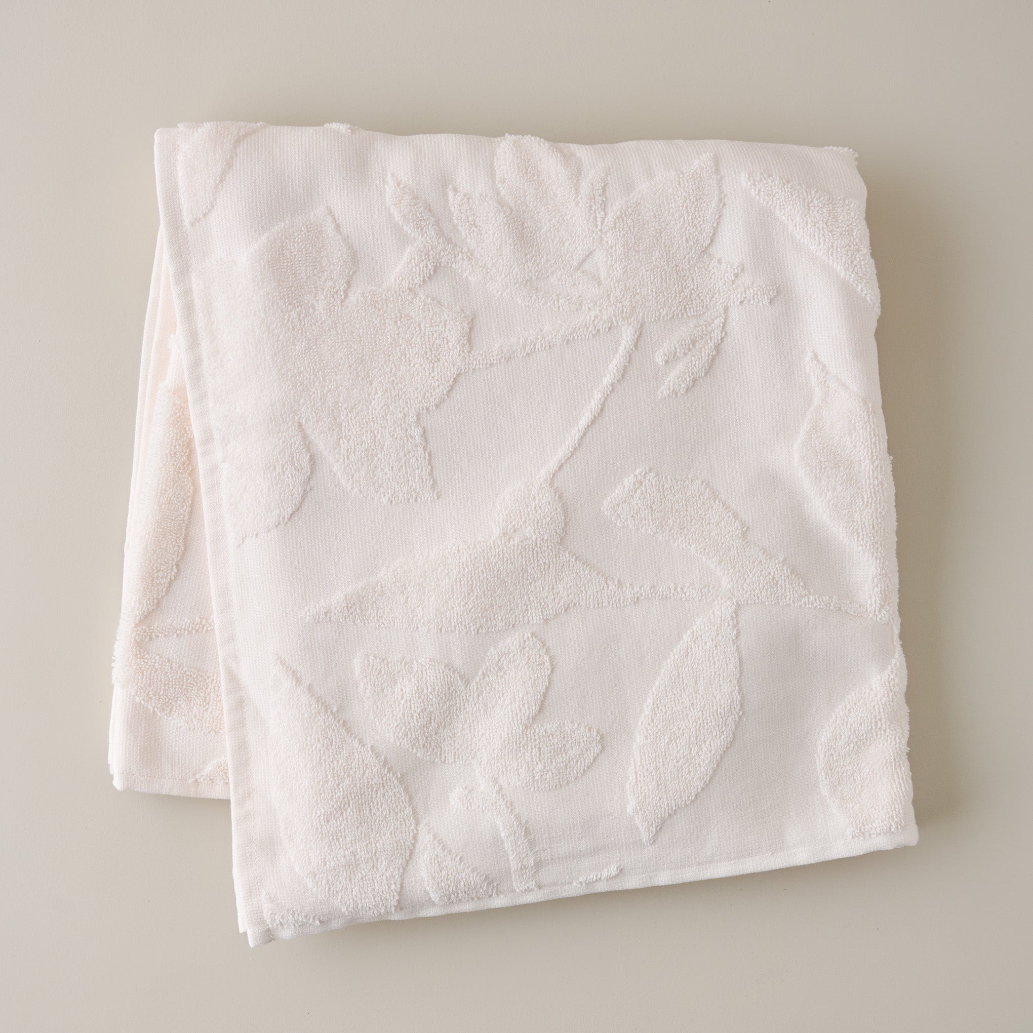 Snow White Floral Jacquard Towel - Bath Towel