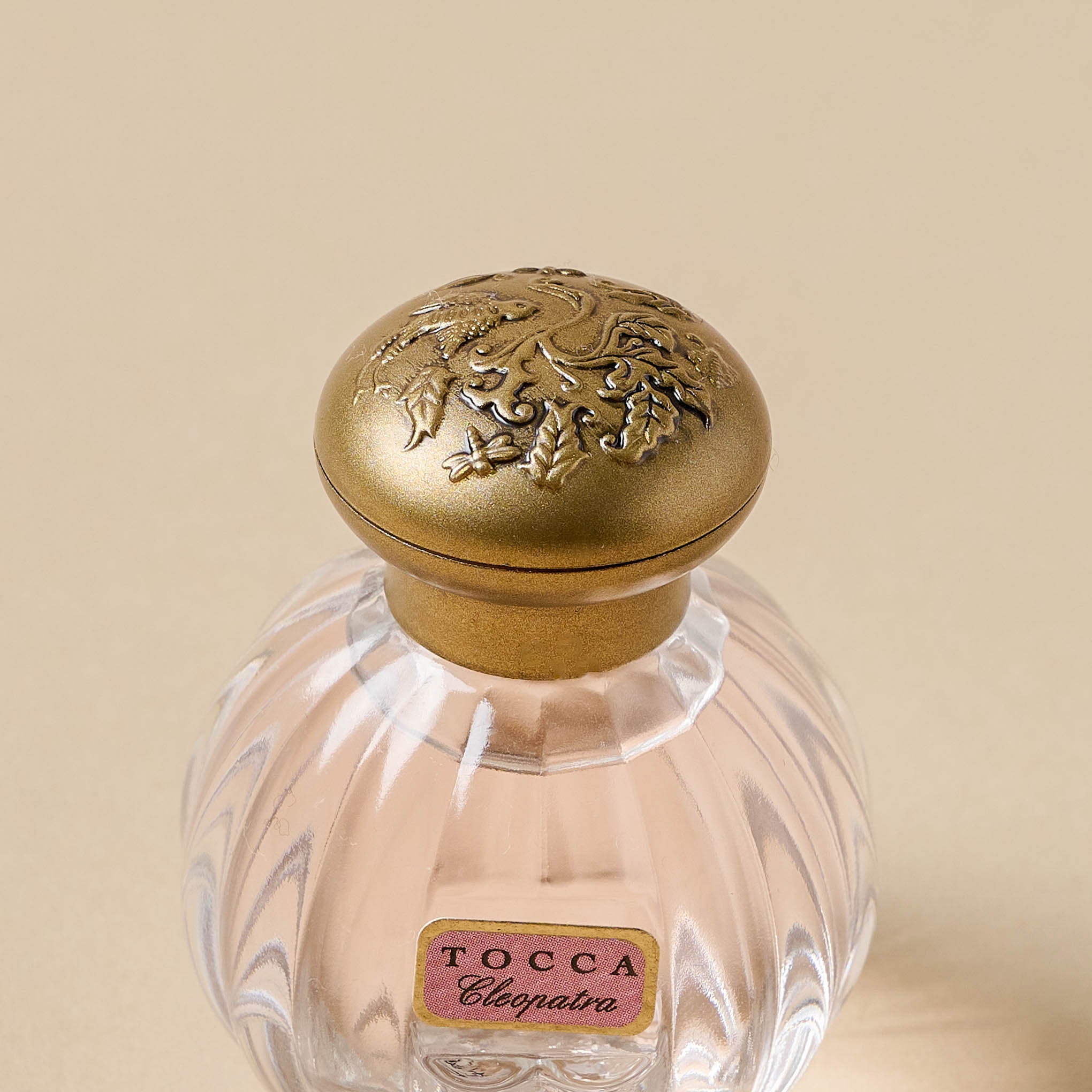 Tocca Eau de Parfum Viaggio Fragrance Set close up of perfume bottle
