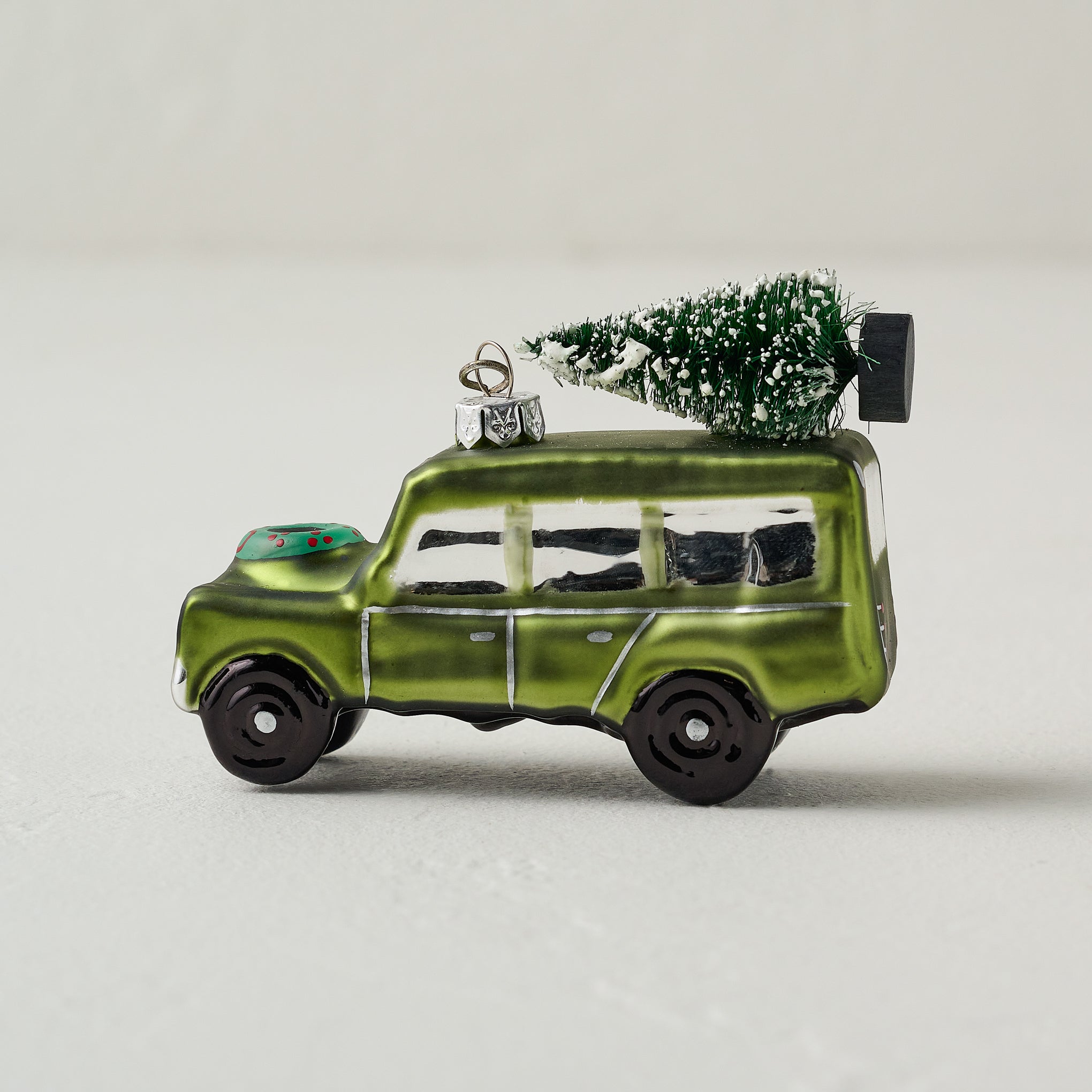 Magnoliass Truck Ornament