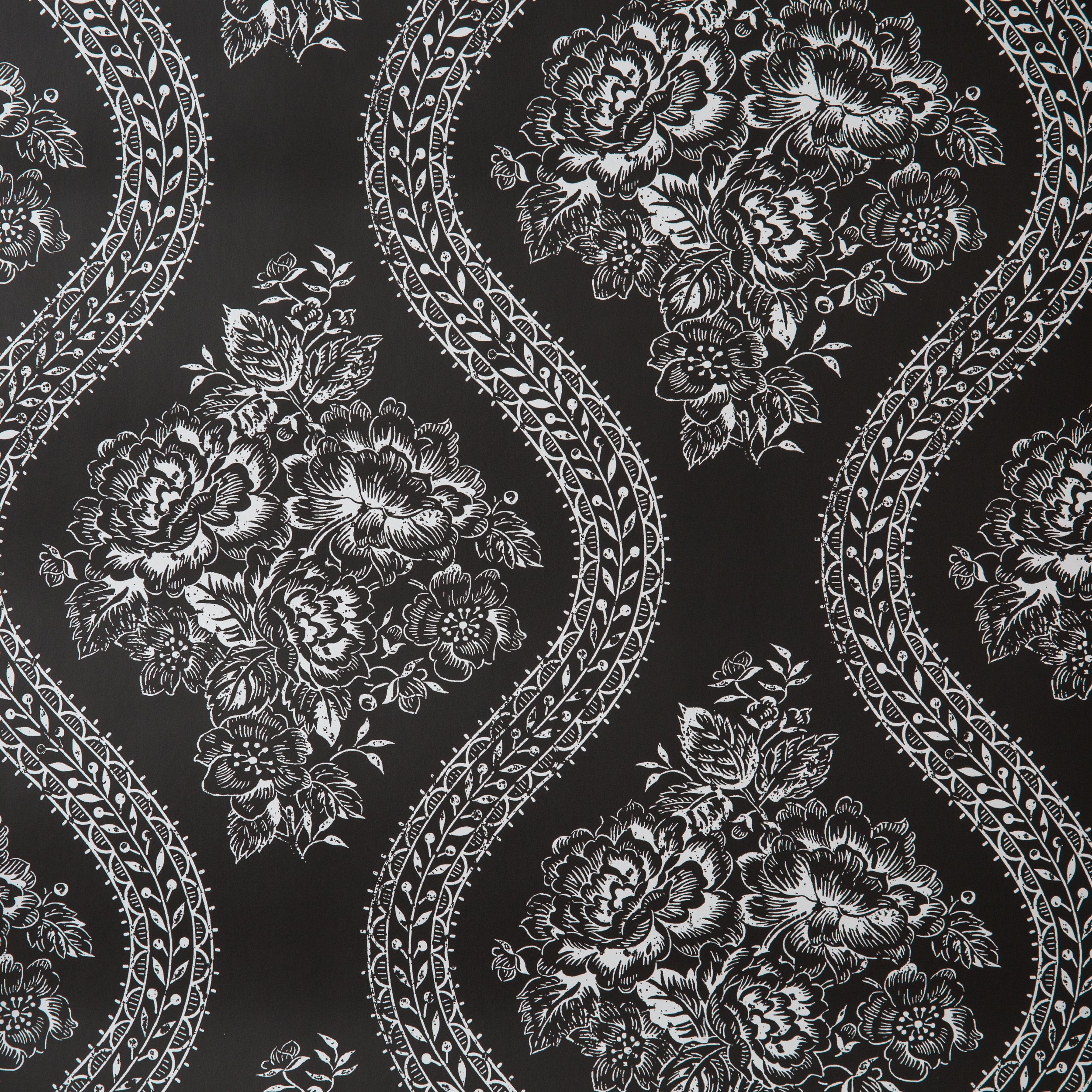 Coverlet Floral Wallpaper