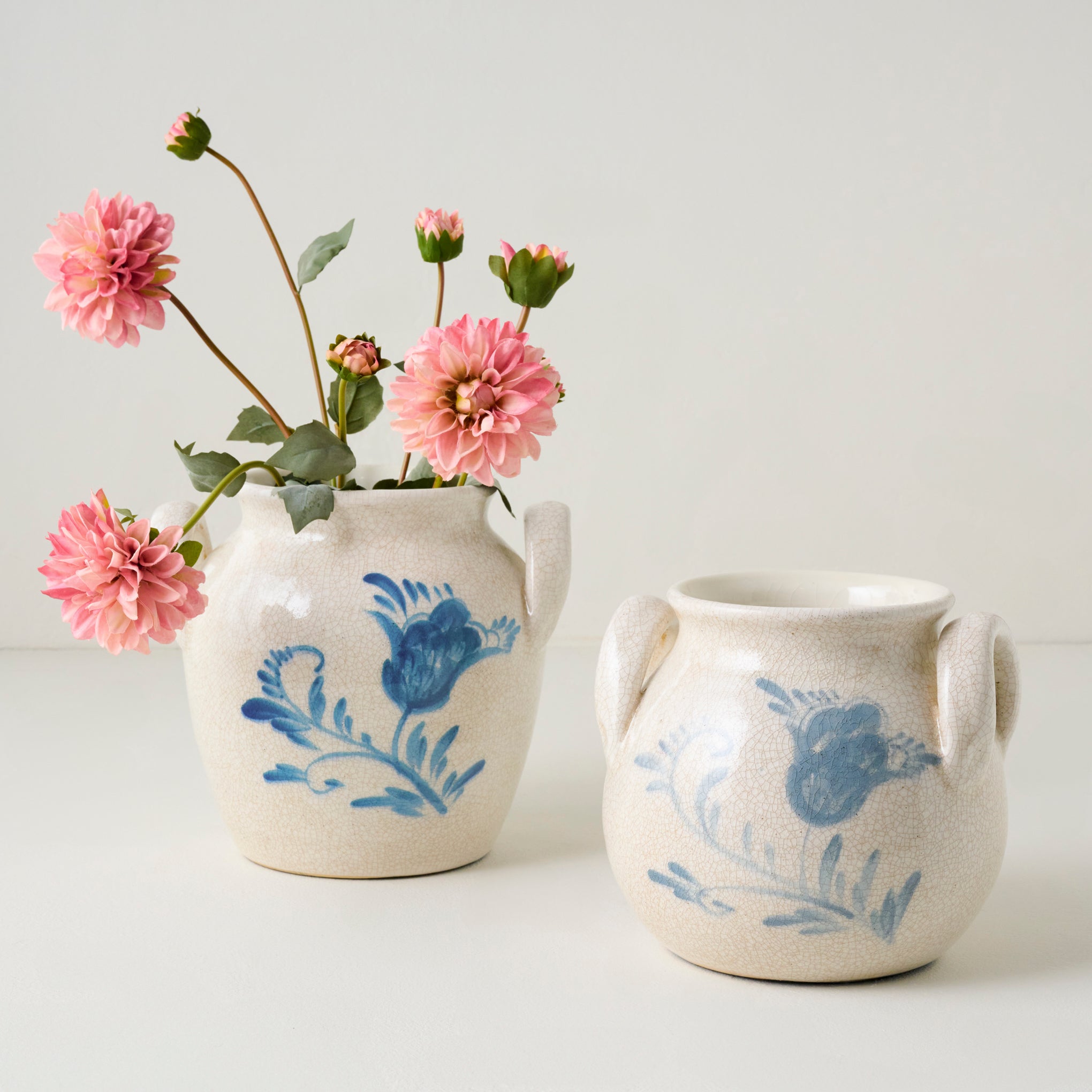 Pink Dahlia Bloom Bundle in vase