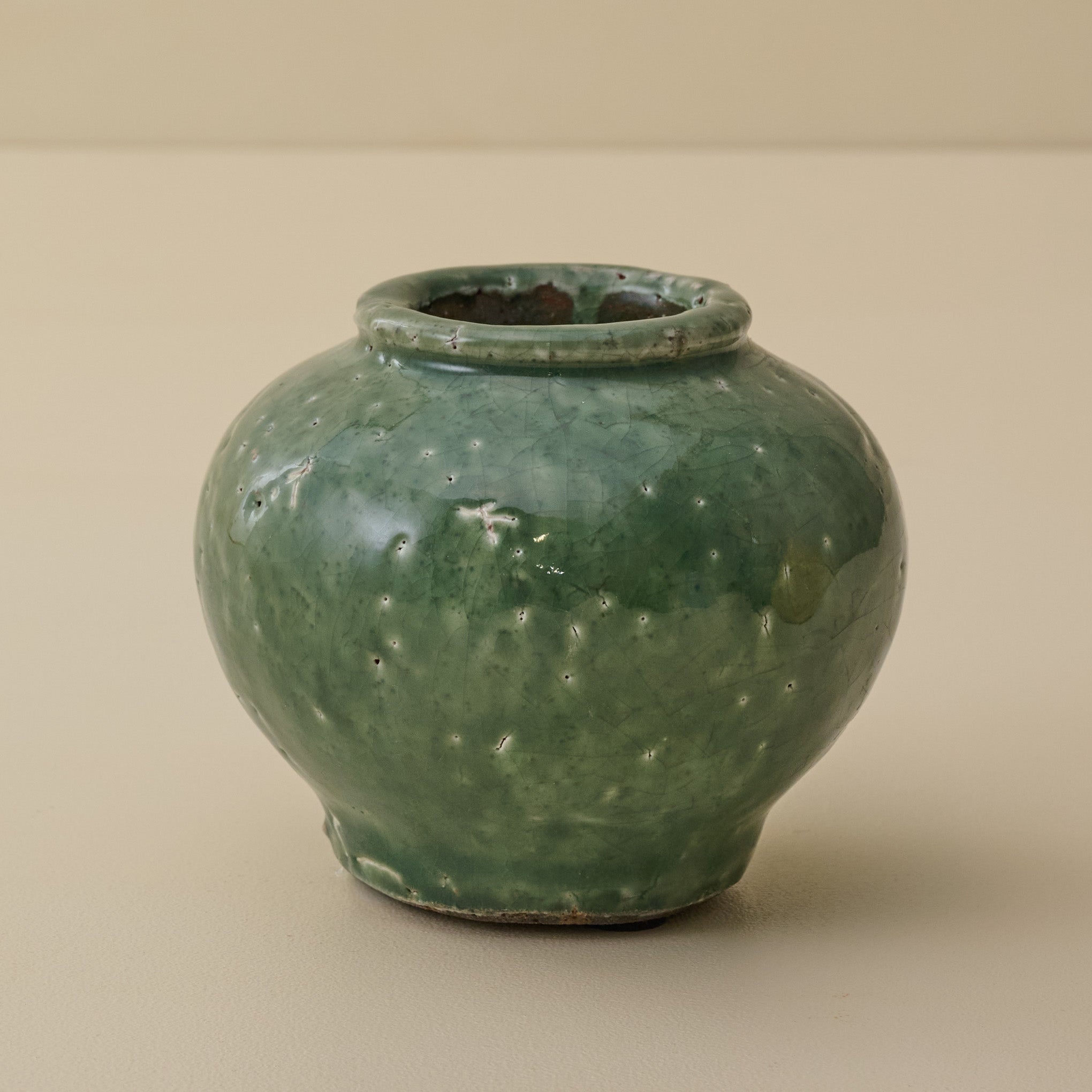 Round Serena Crackle Glaze Bud Vase