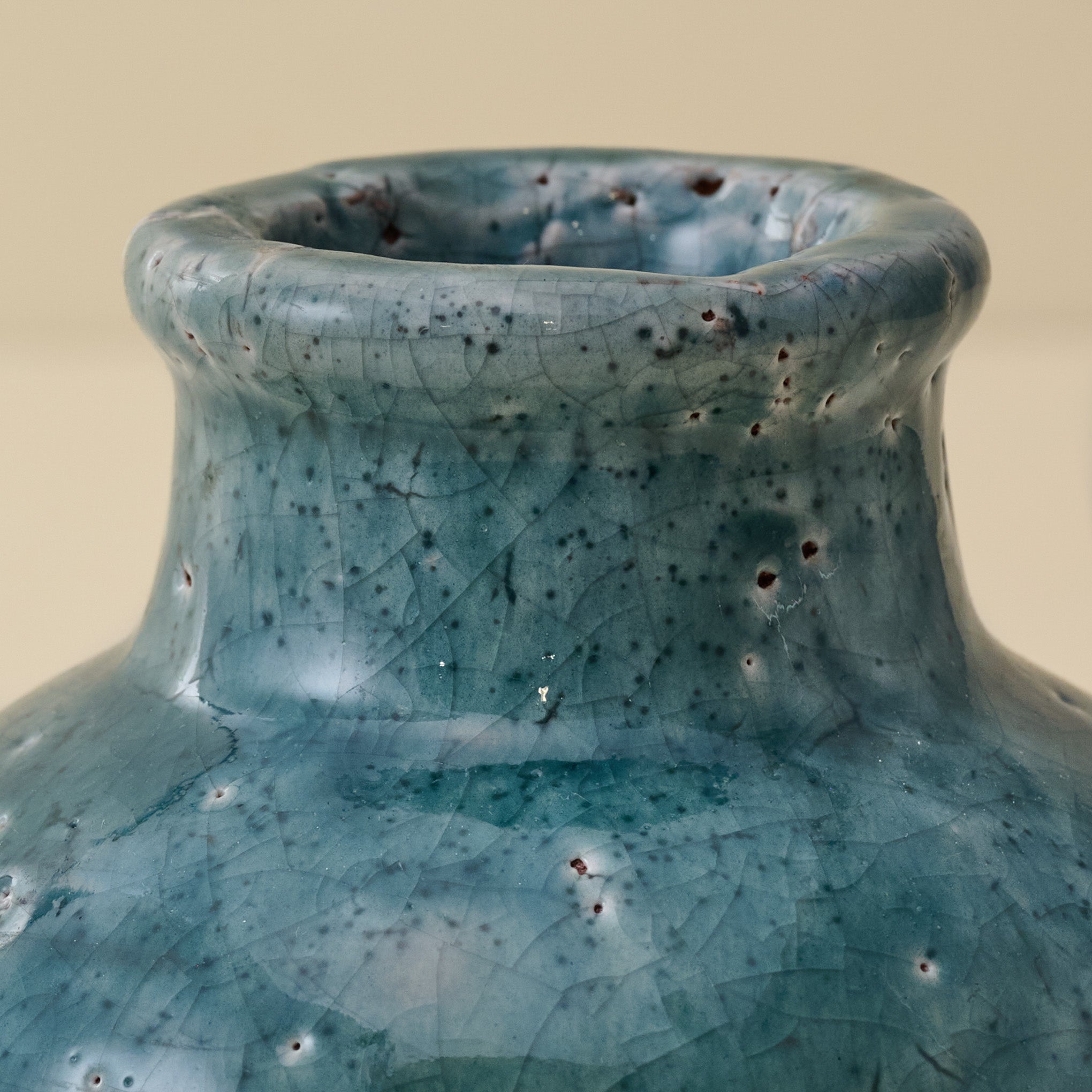 Urn Serena Crackle Glaze Bud Vase uo close