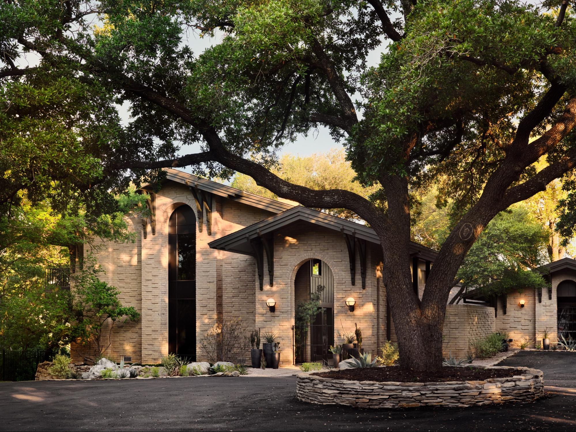 The exterior of the home featured on Fixer Upper: The Lakehouse.