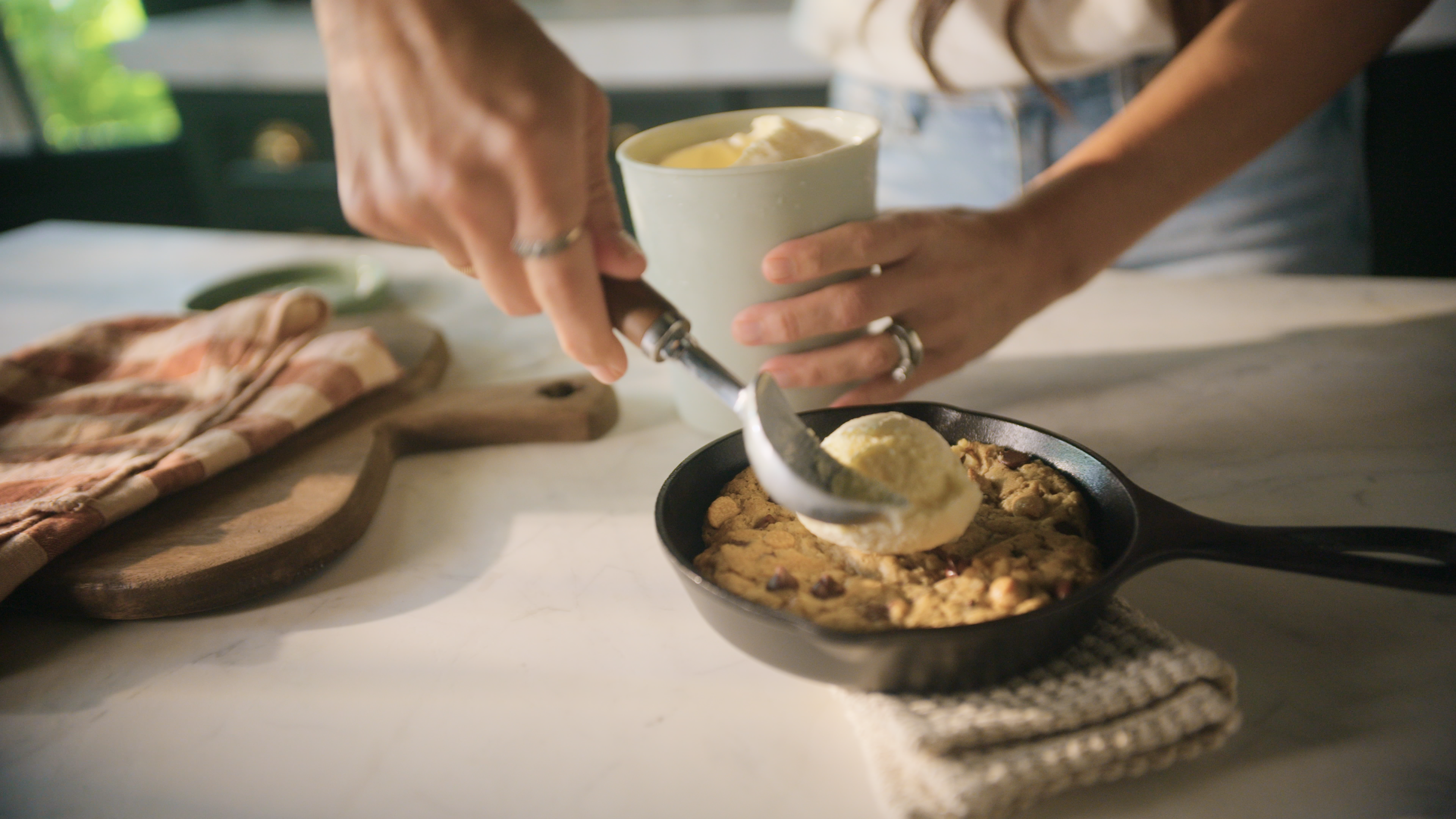 Load video: Silo Cookies, Jo's Way: Bake several together to create a Silo Cookie Skillet.