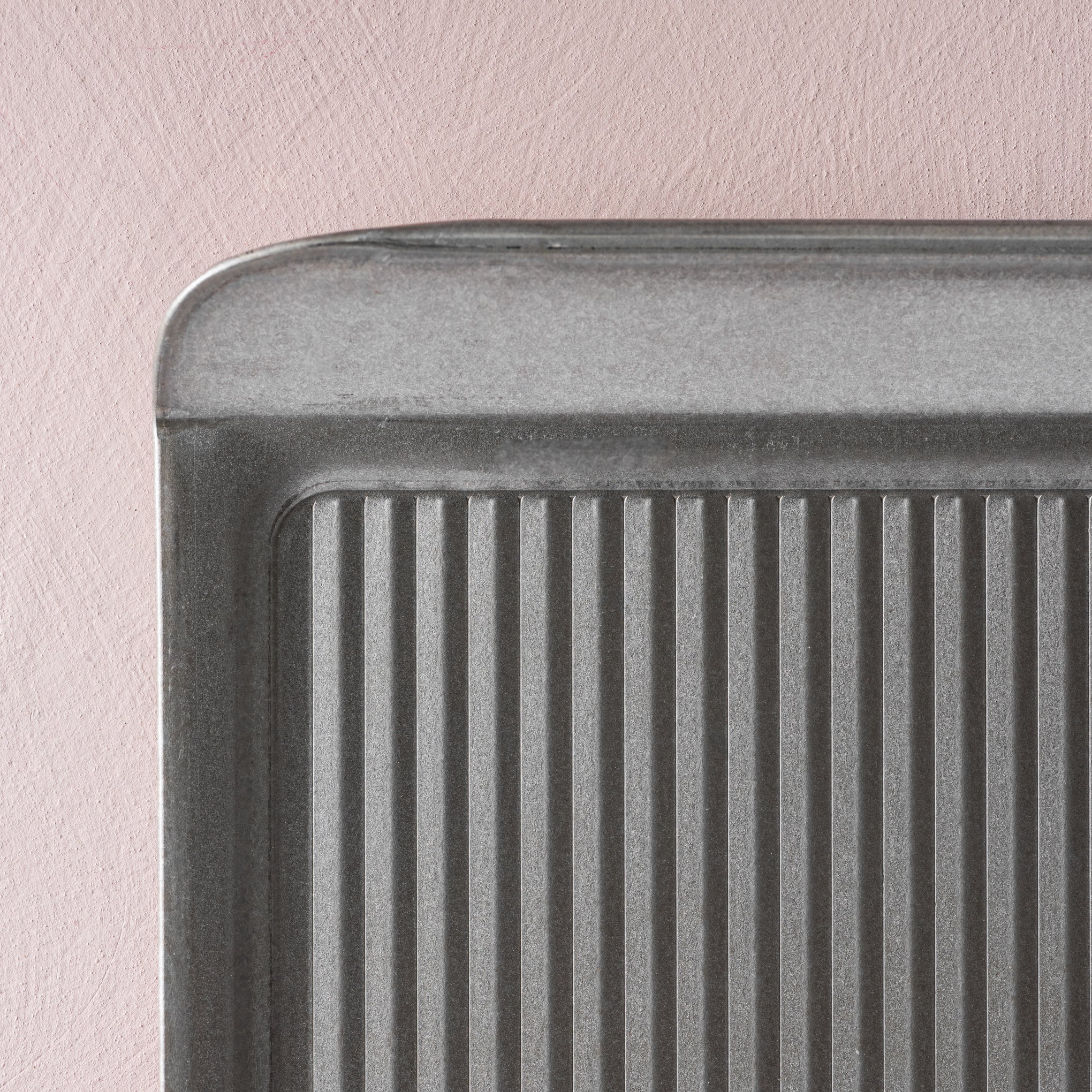 Magnoliass branded non-stick flat cookie sheet