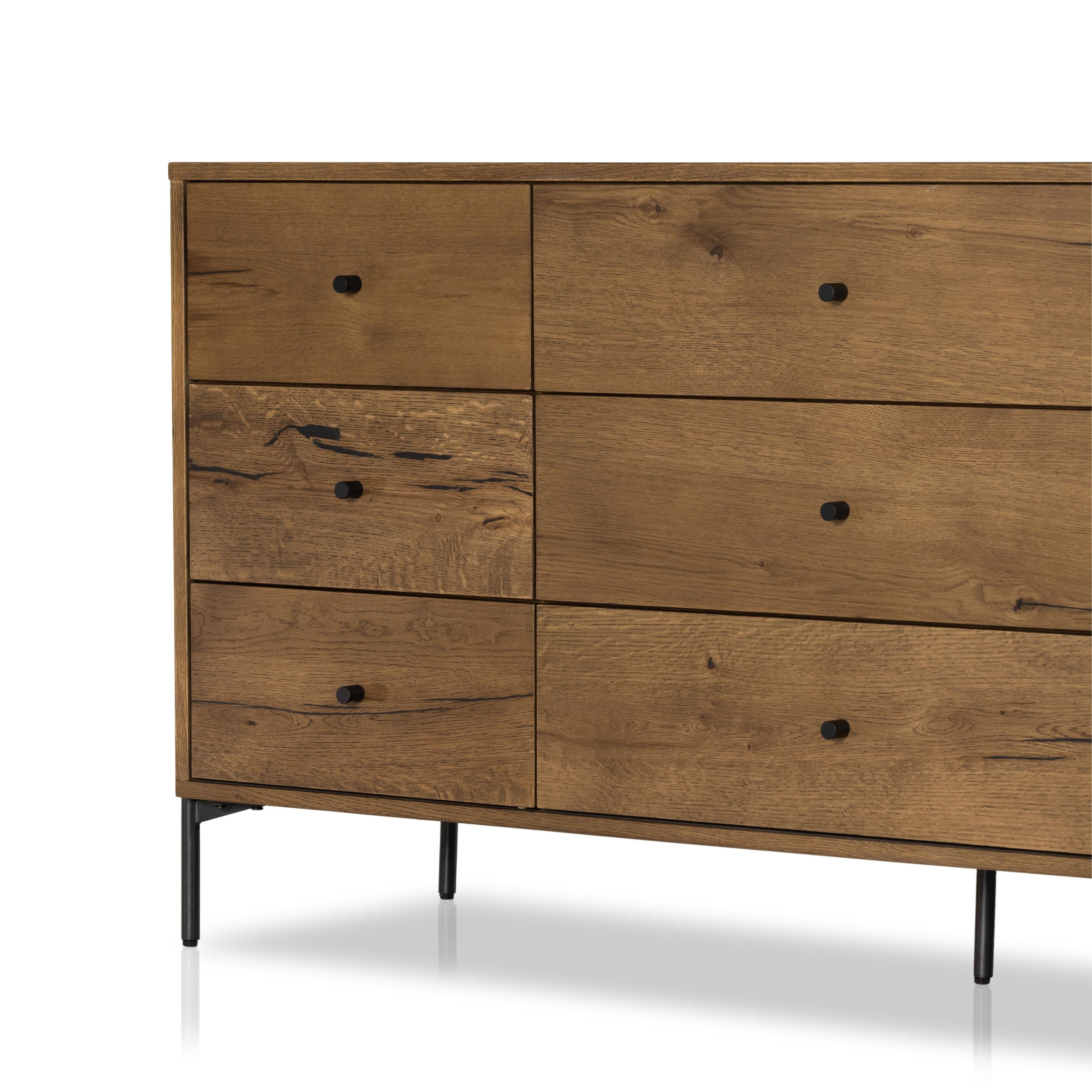 Liam 9 Drawer Dresser in amber oak front view close up