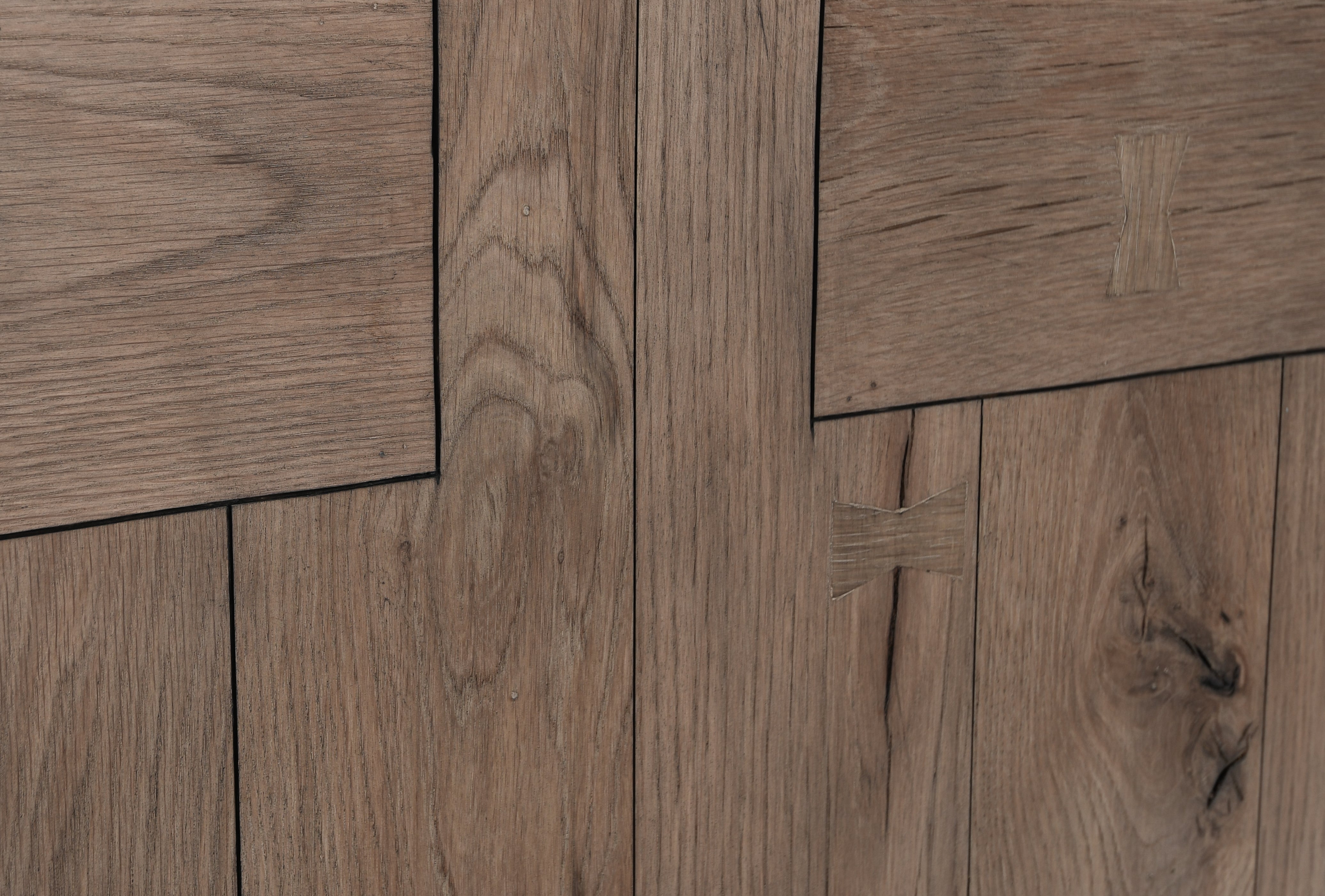 Close up of wood on Delmar Console Table