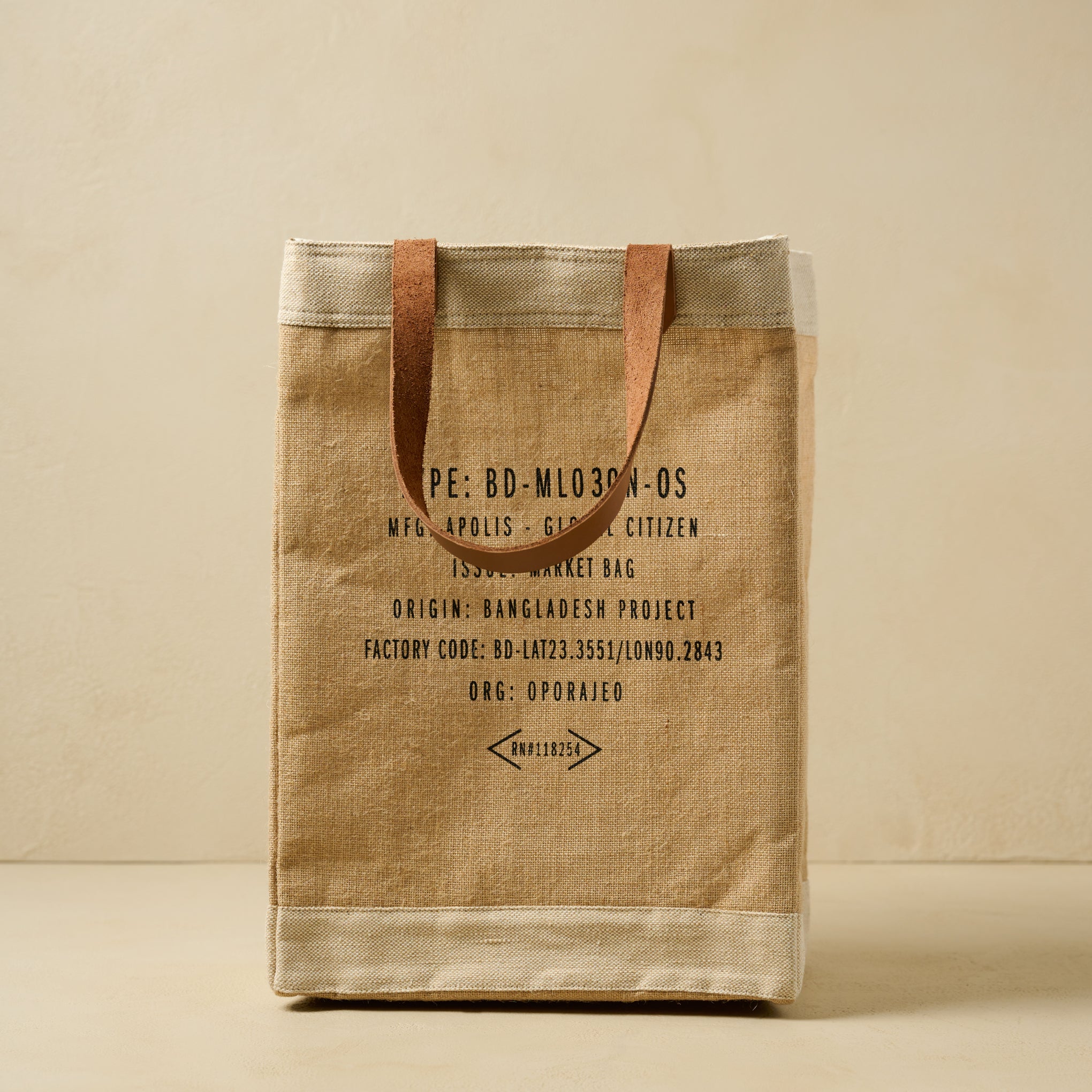 Magnoliass Market Tote back side