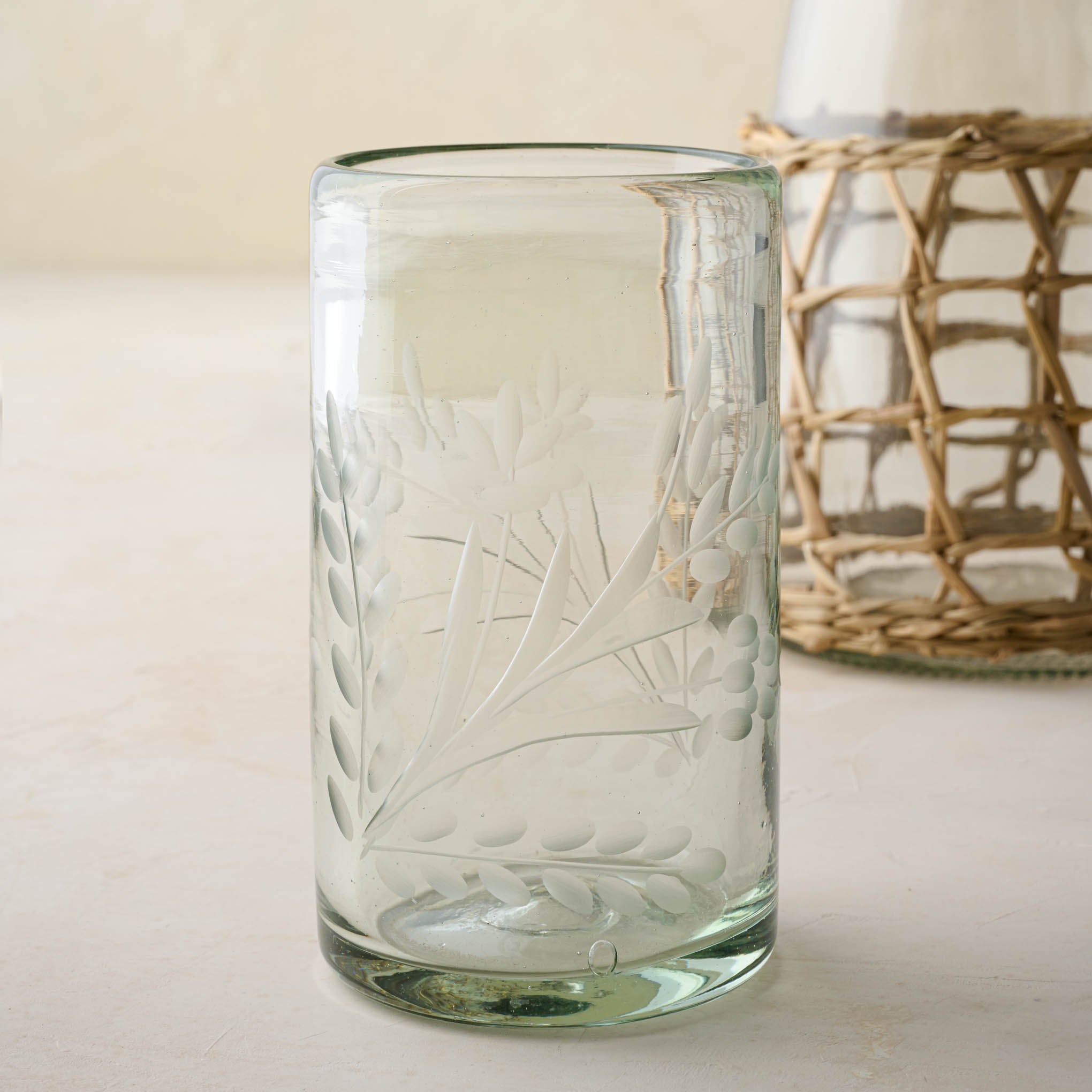Magnoliass Floral Etched Glass Short