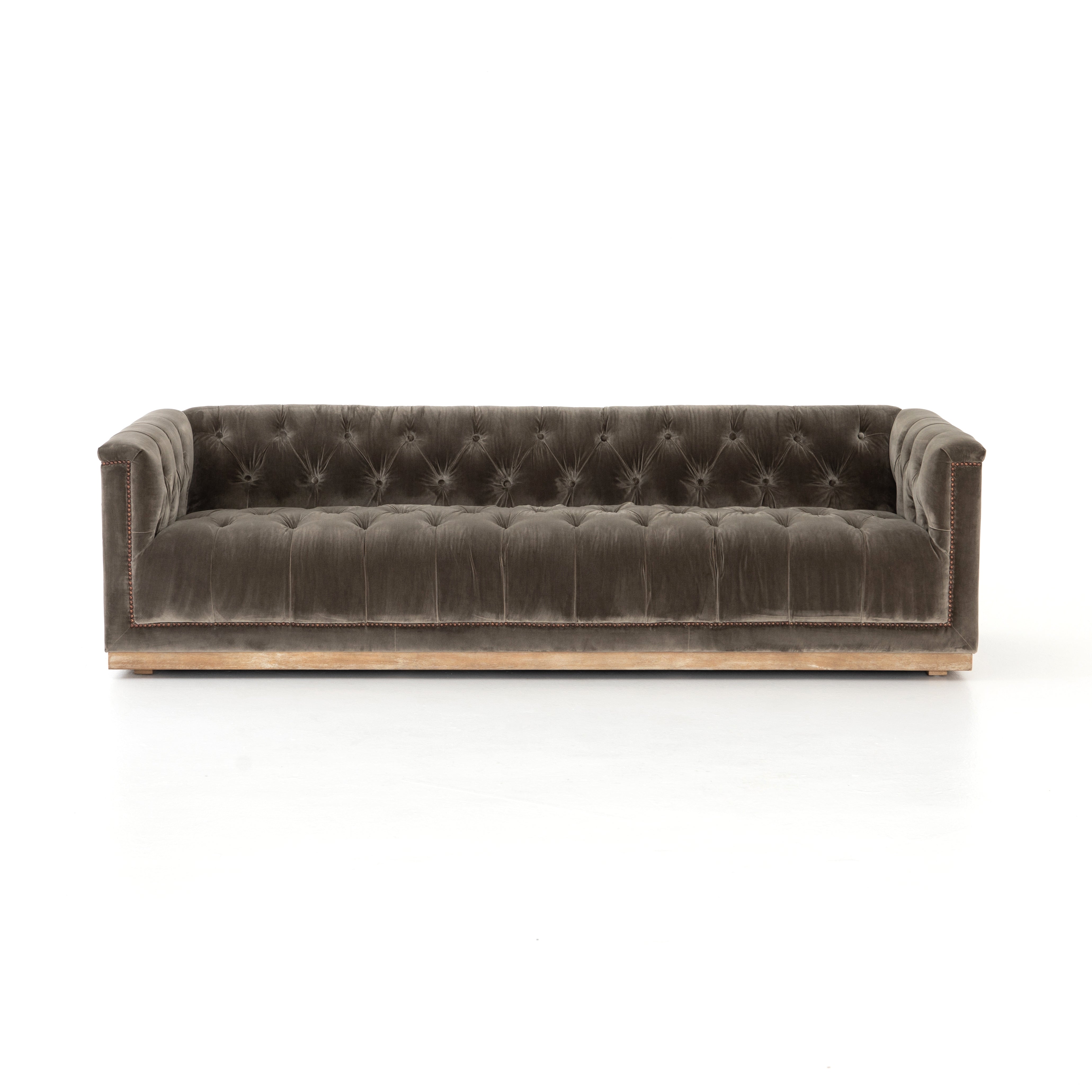 Arlo Sofa