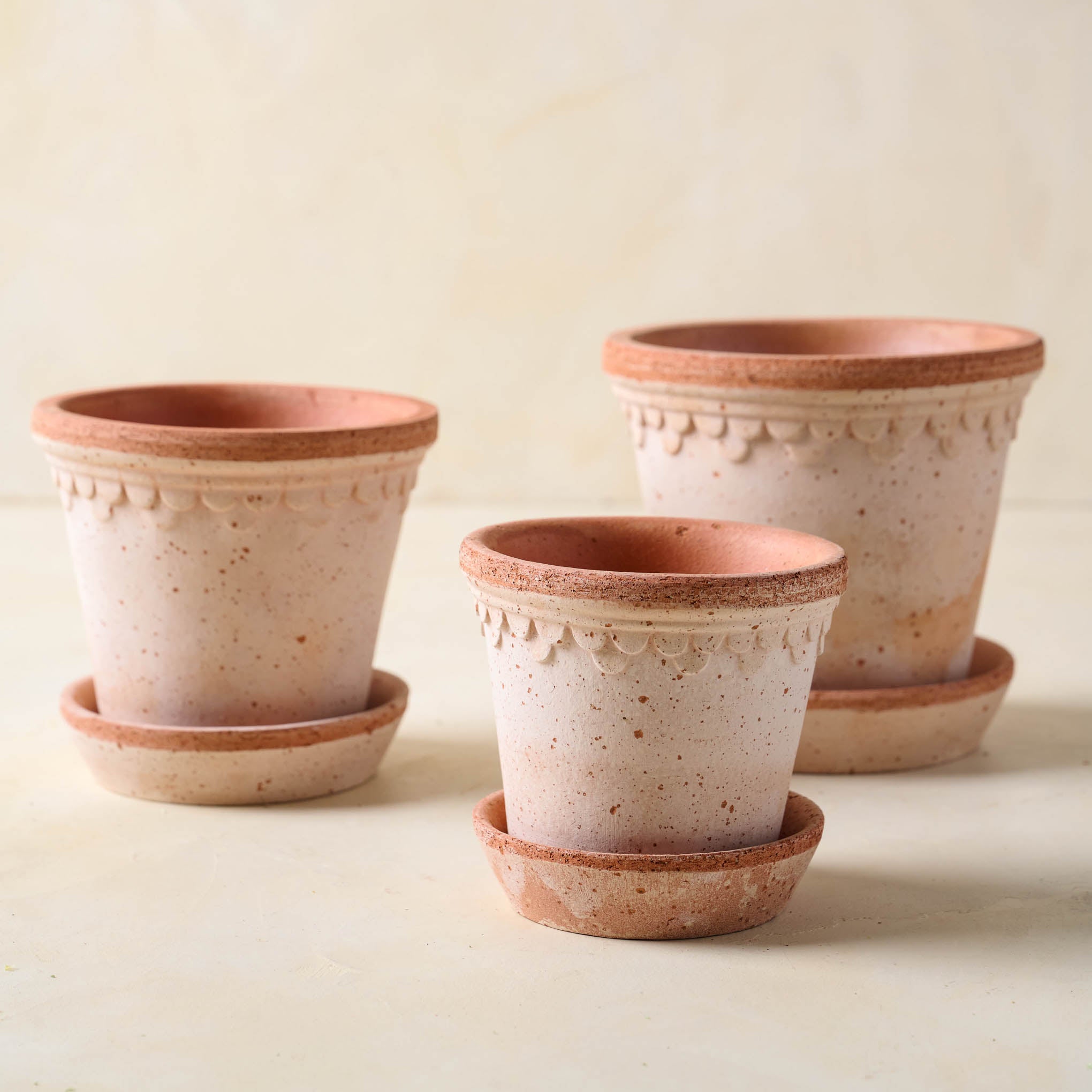 Terracotta Bergs Pot in small, medium and large