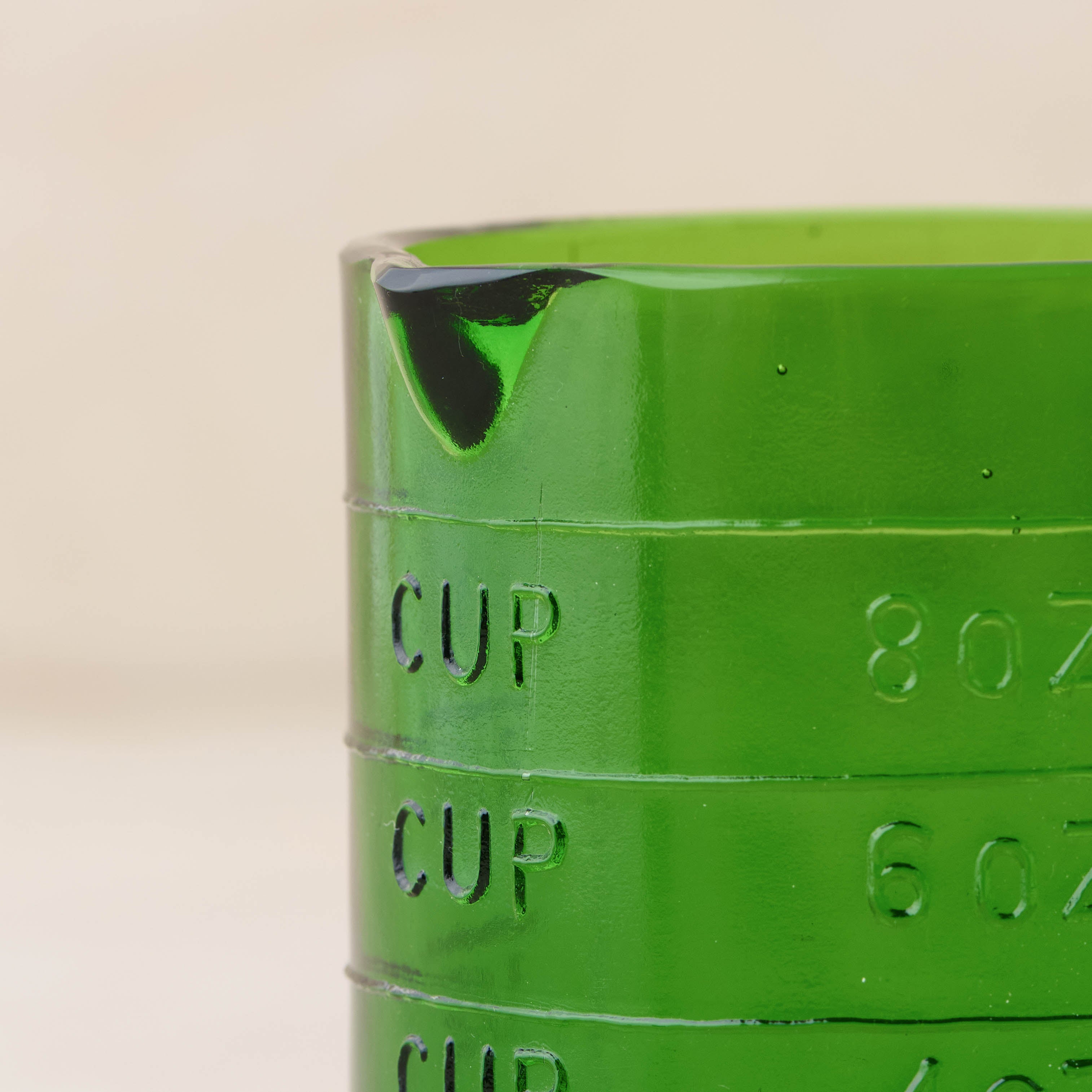 Magnoliass green glass one cup measuring cup