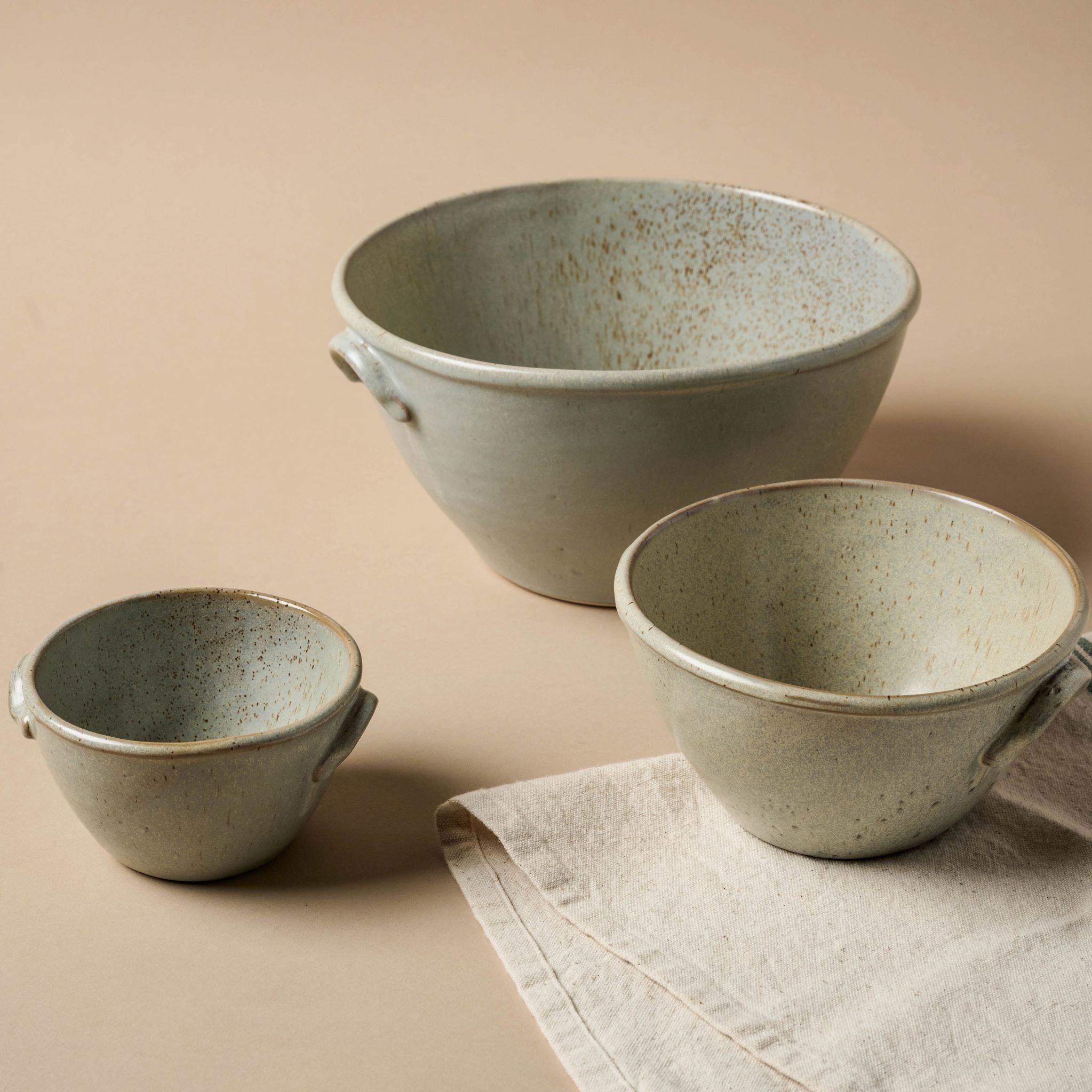 Magnoliass French Grey Serving Bowl Set