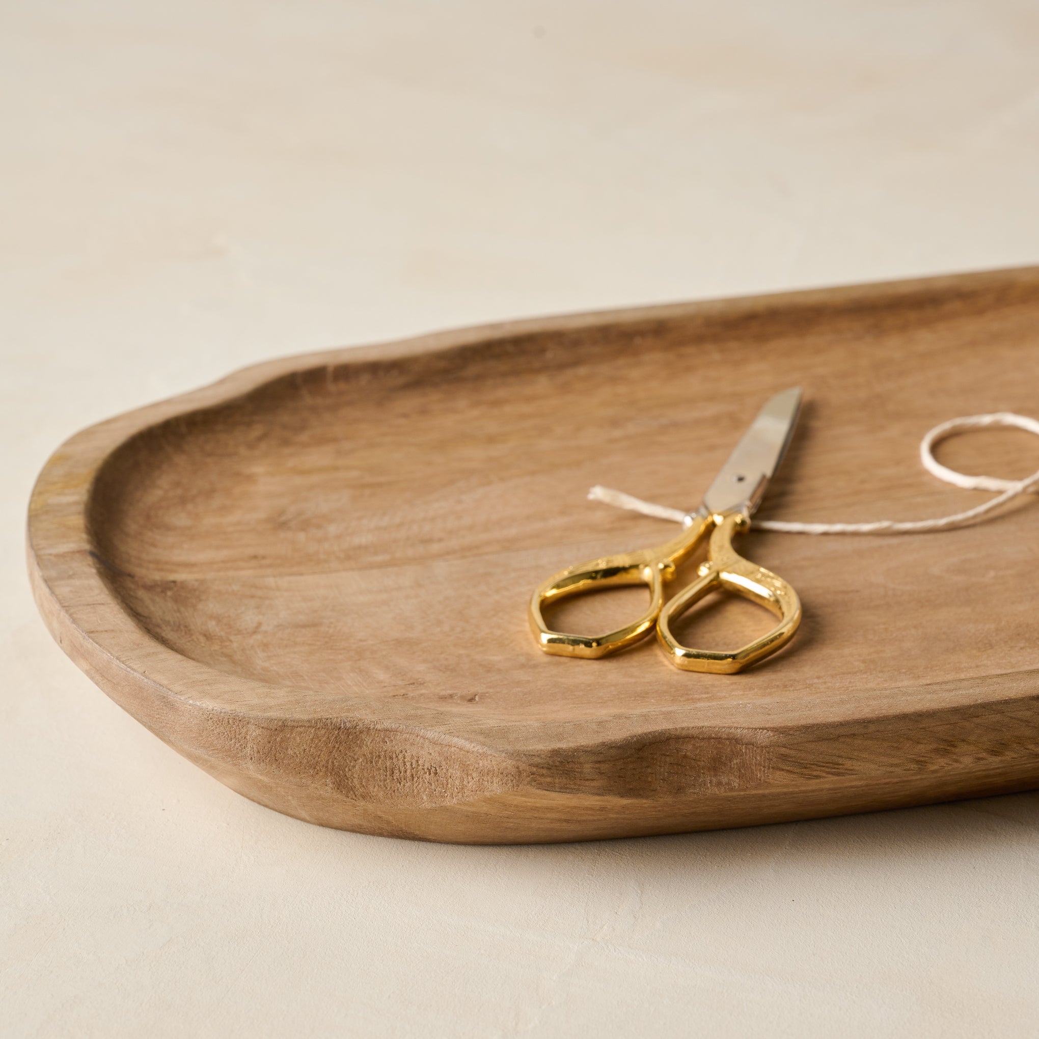 Magnoliass Small Brigitte Fluted Edge Wood Tray