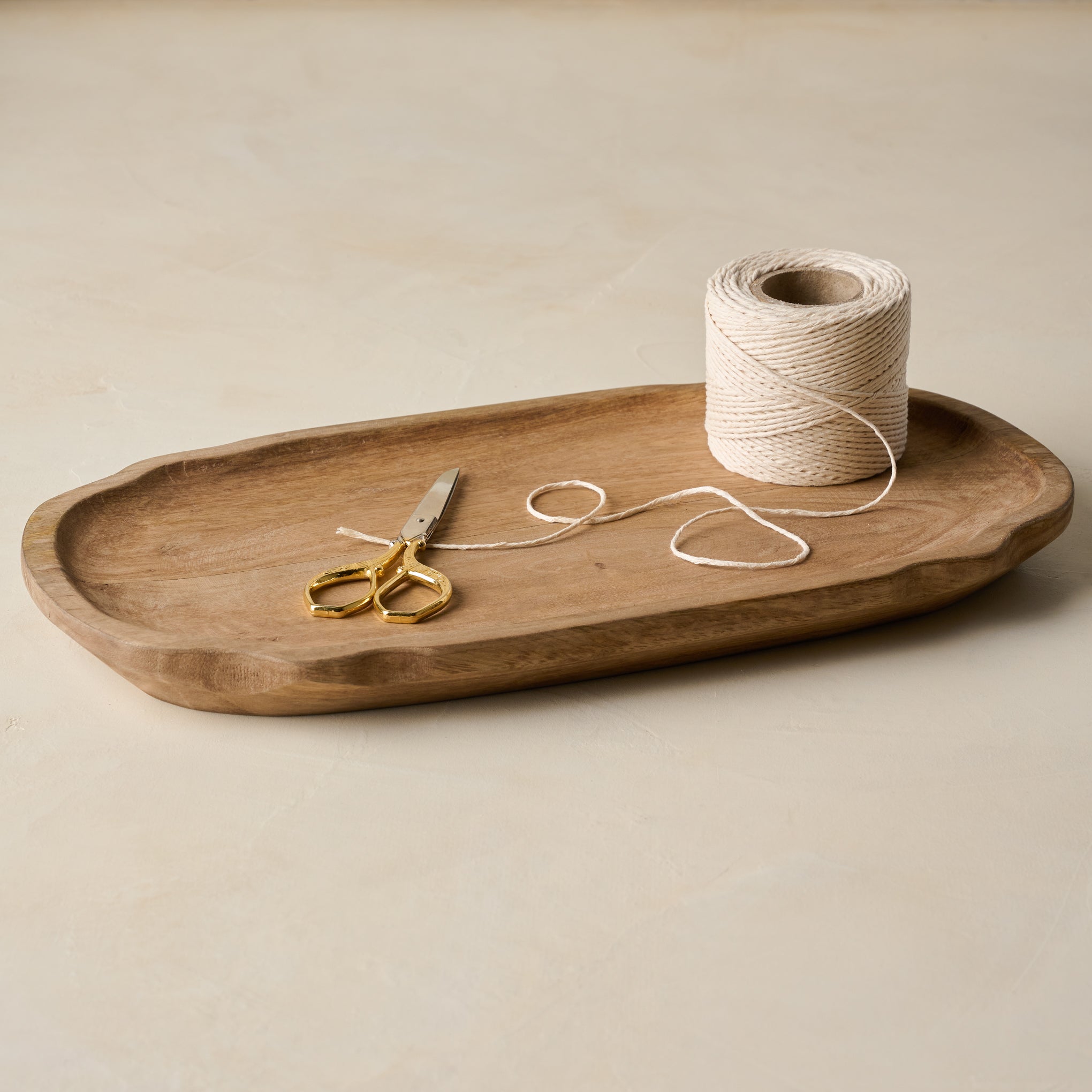 Magnoliass Small Brigitte Fluted Edge Wood Tray