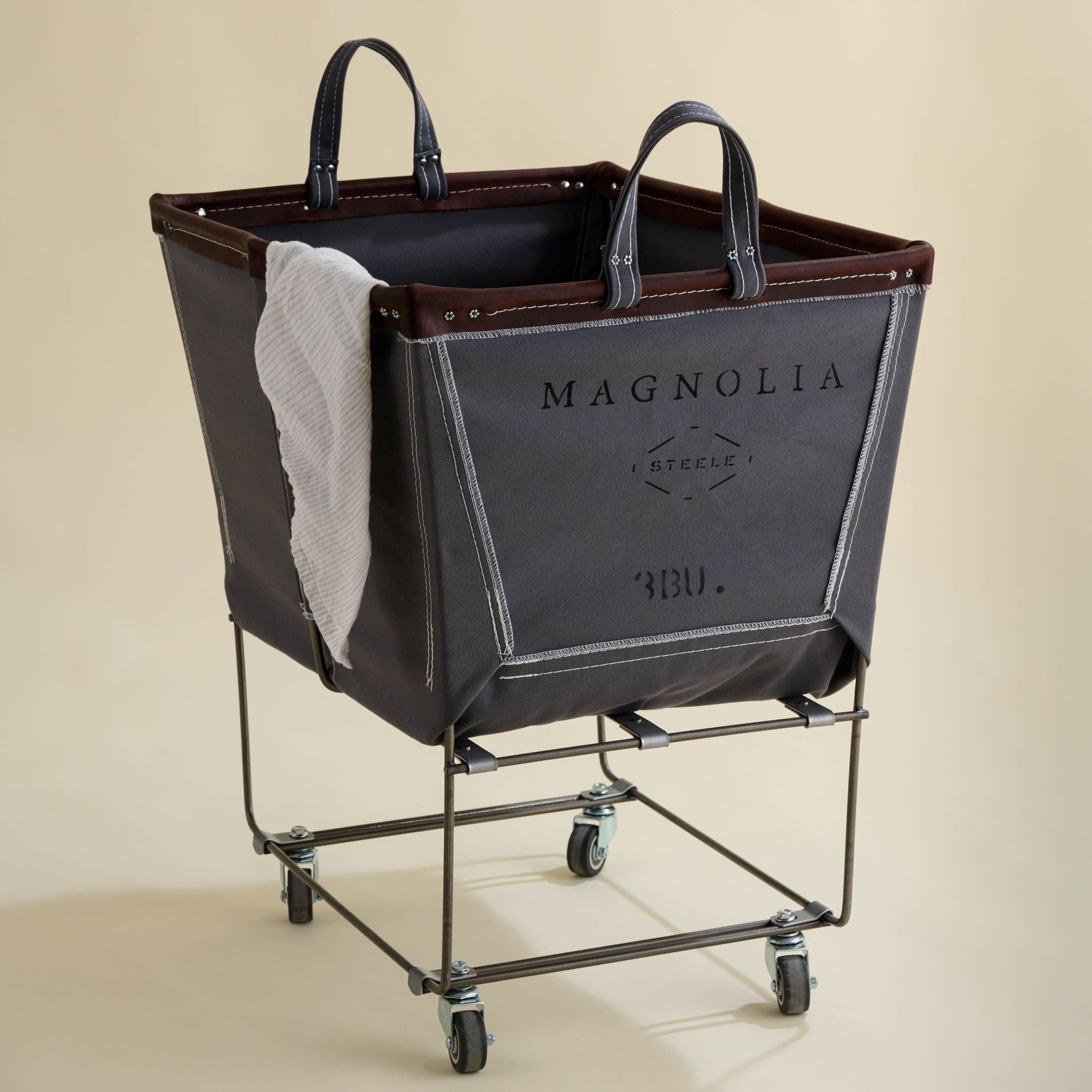 Magnoliass Steele Canvas Large Truck Grey