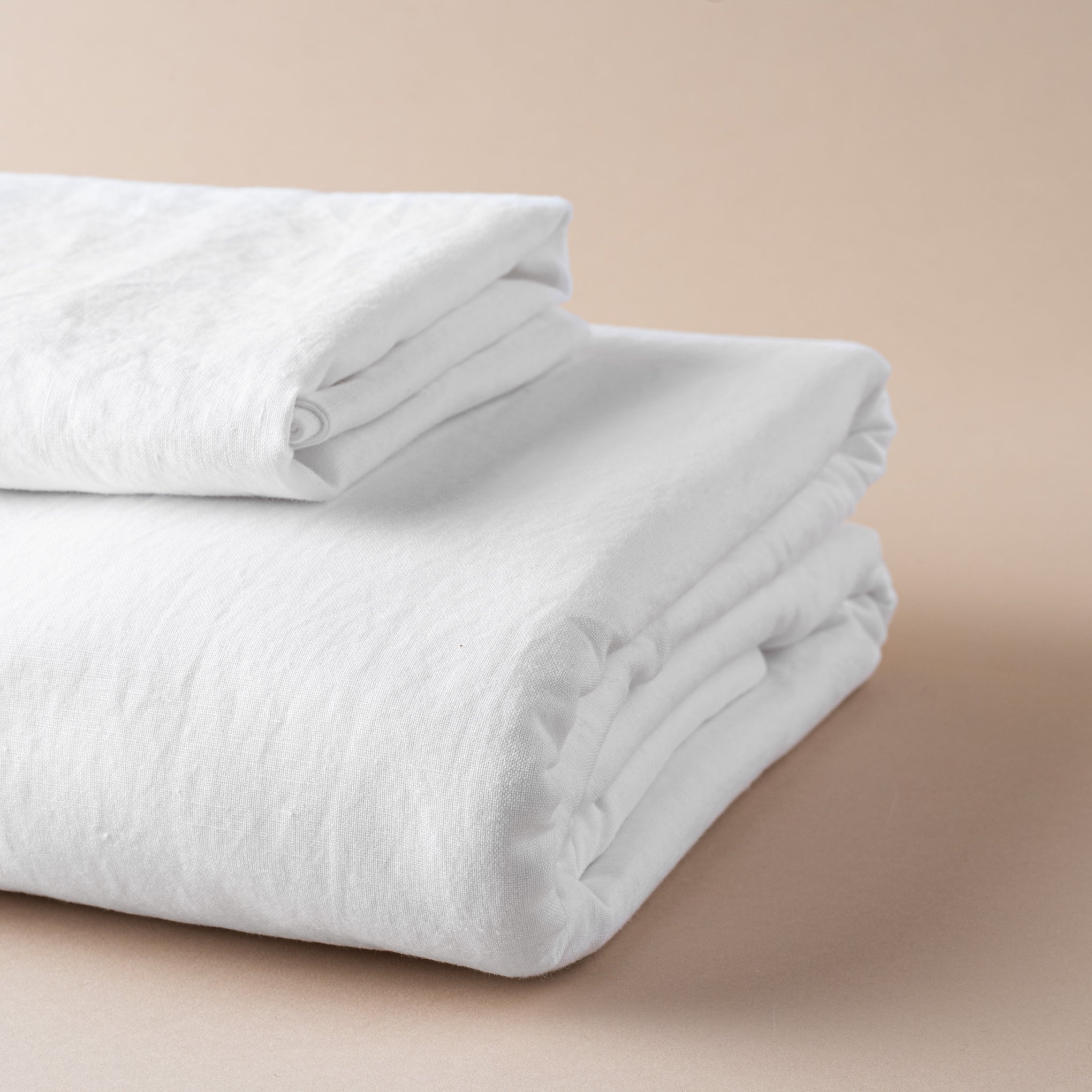 Magnoliass linen cotton duvet cover bedding in white