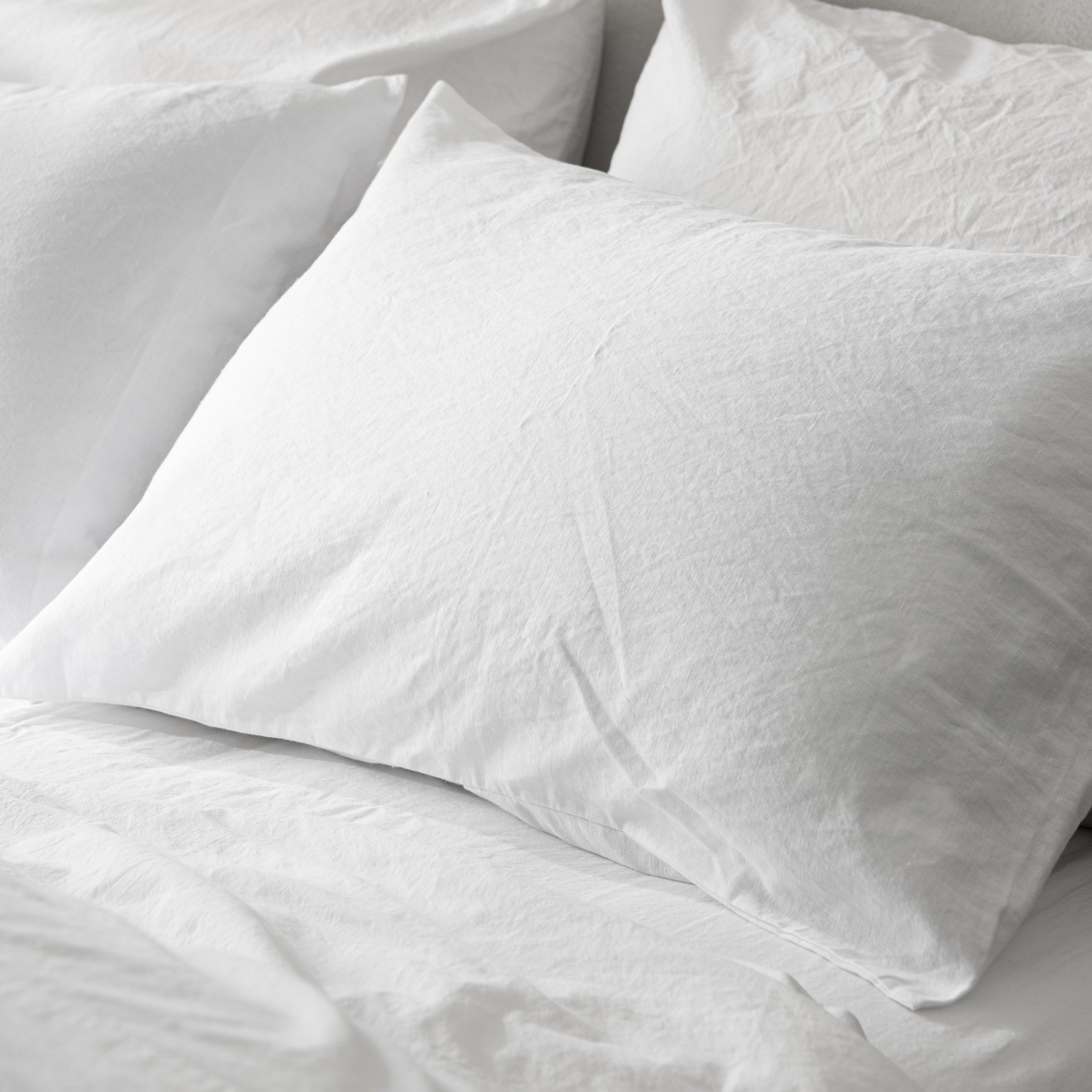 Magnoliass linen cotton pillow sham bedding in white