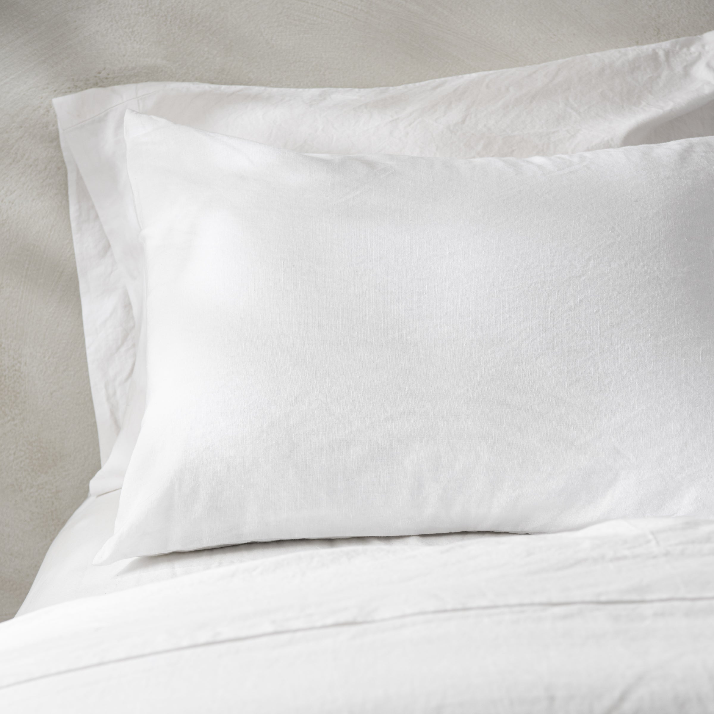Magnoliass linen cotton pillow sham bedding in white