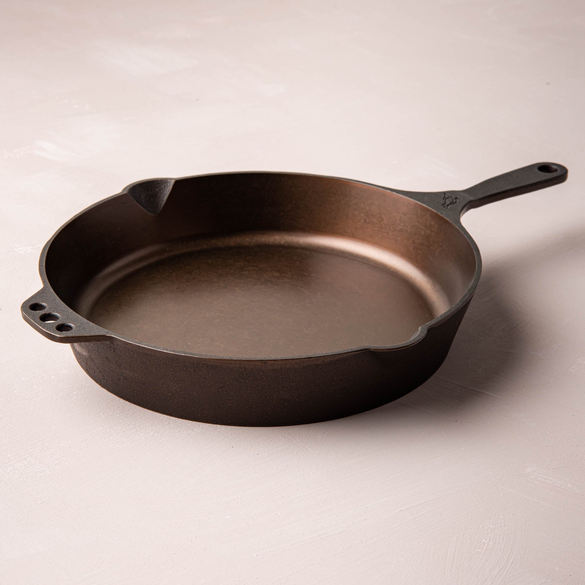 smithey cast iron skillet number 12