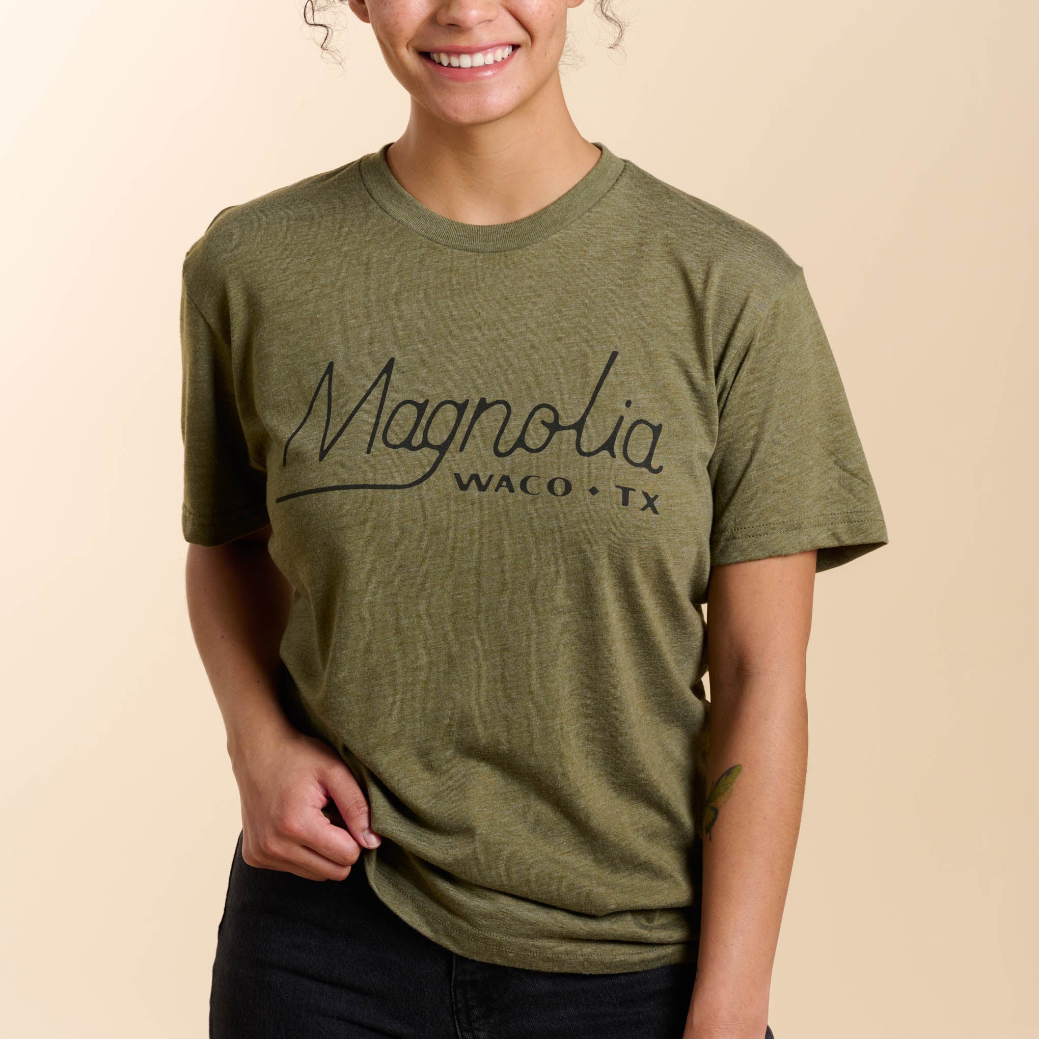 Vintage Magnoliass Logo Shirt
