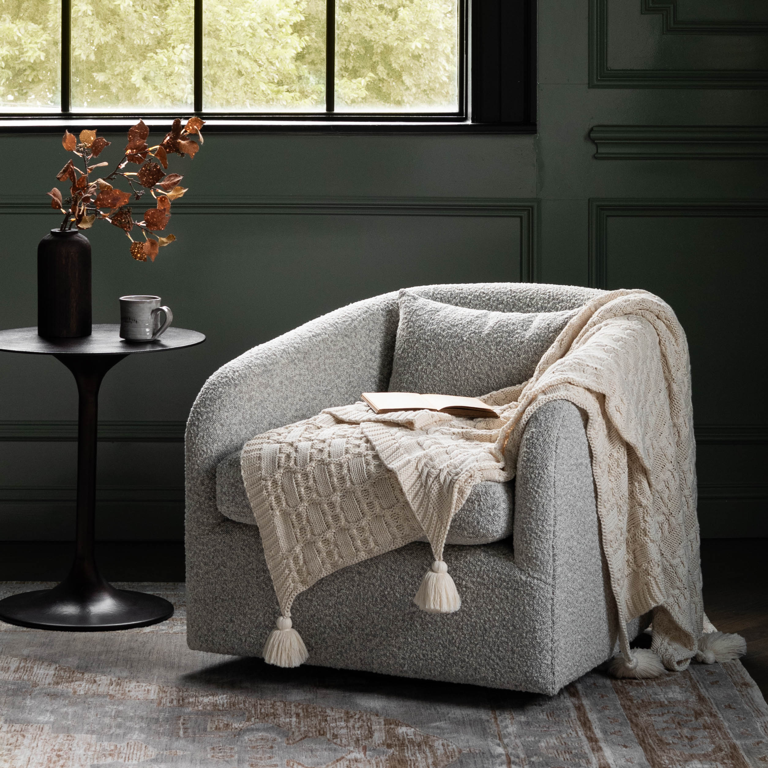 Magnoliass harris swivel chair with soft boucle fabric